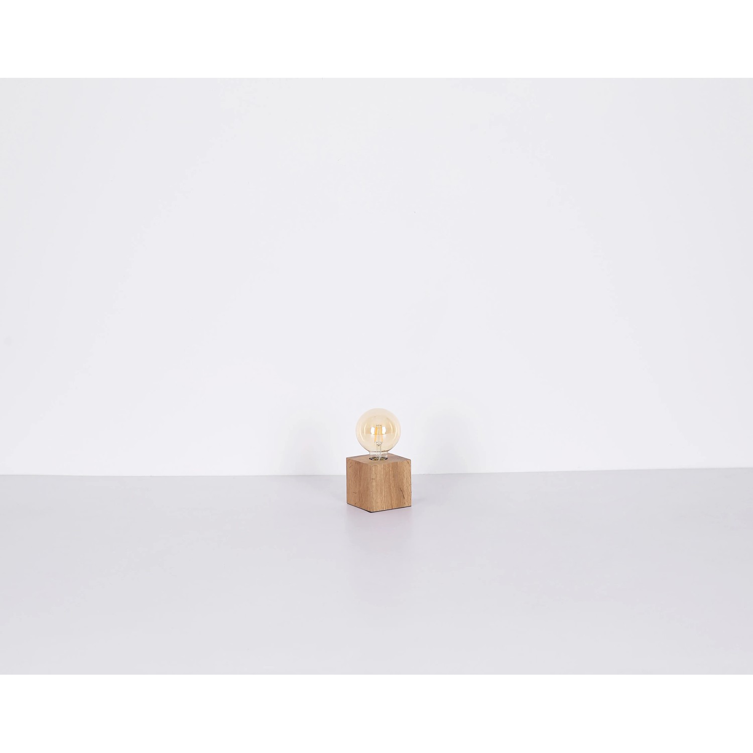 Globo Erna Design-Tischlampe, dunkelbraunes Holz, mit E27 Fassung. Dekorative Leuchte.