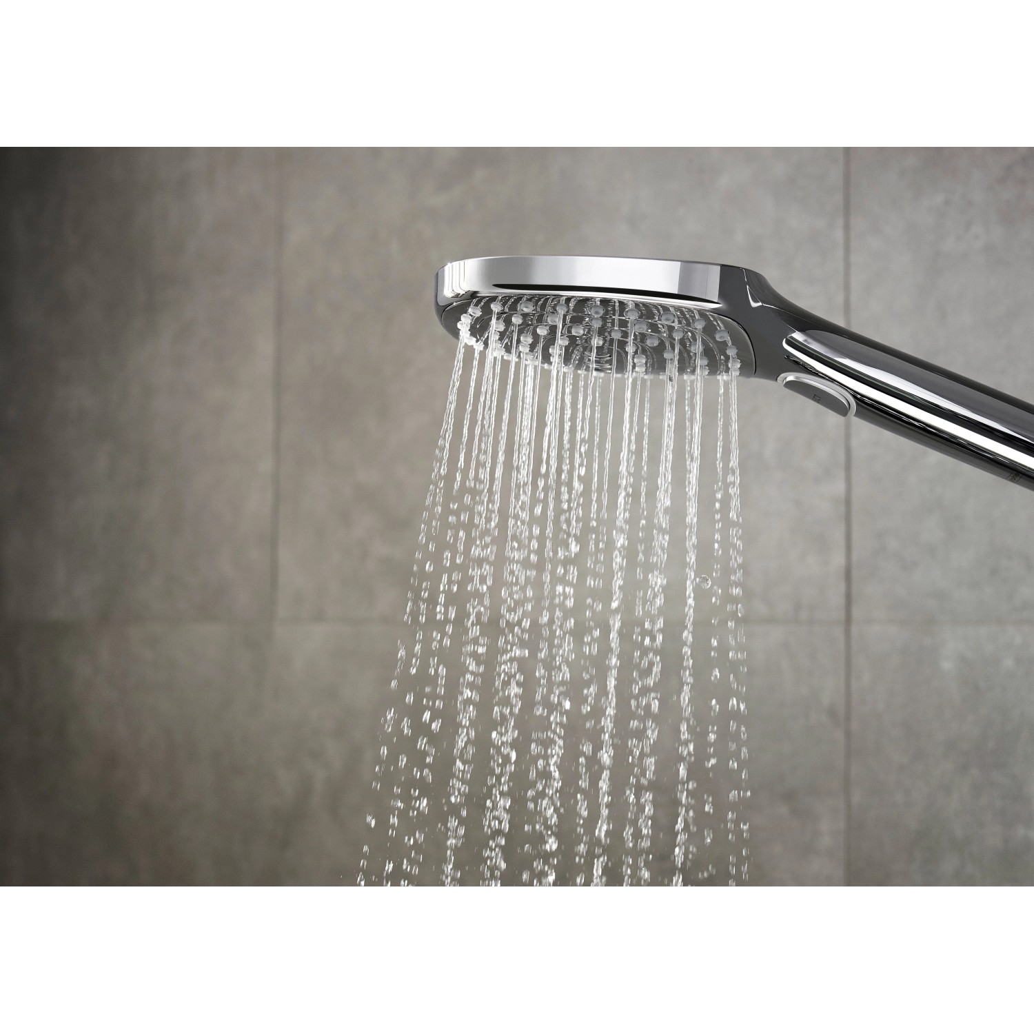 Hansgrohe Raindance Select E Handbrause 120 3jet Chrom mit Wasserstrahl.
