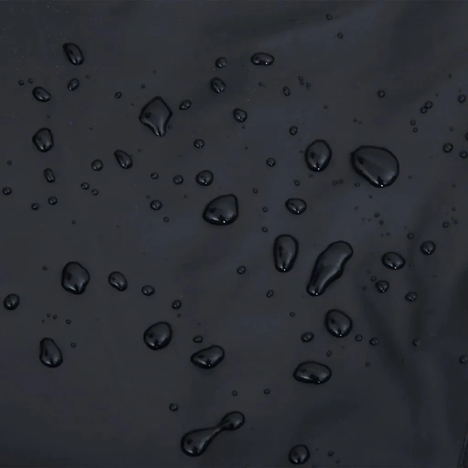 Detailaufnahme: Schwarze vidaXL Hüftwathose mit Wassertropfen, Größe 38, ideal für Angeln und Arbeit.