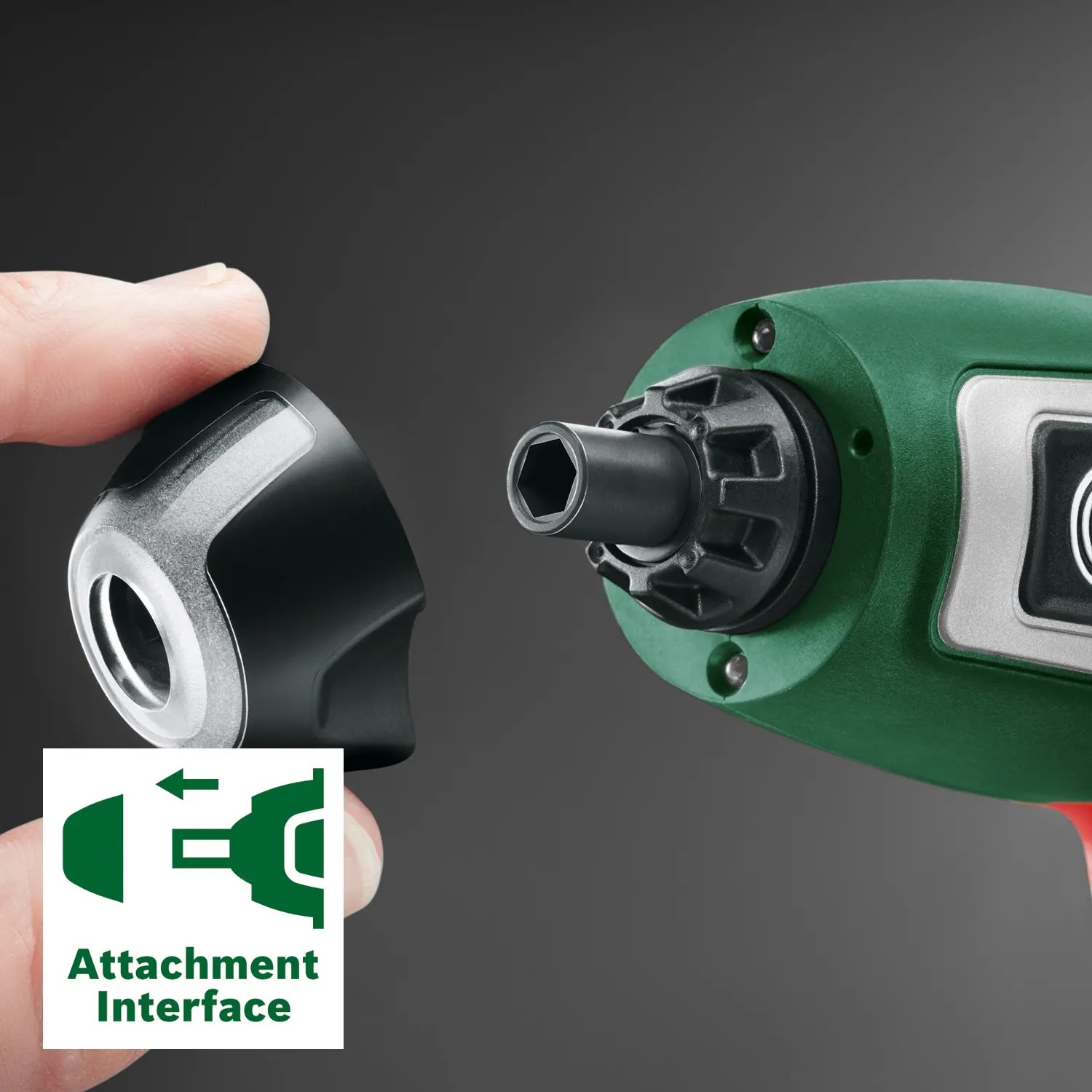 Bosch IXO 7 Akkuschrauber: Detailaufnahme der Aufsatzaufnahme für Zubehör.