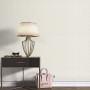 Beige Vliestapete Versailles Antoinette von Erismann mit Fächer-Muster im Raum.