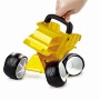 Gelber Hape Sand Kipper mit Griff, robustes Spielzeug für den Sandkasten.