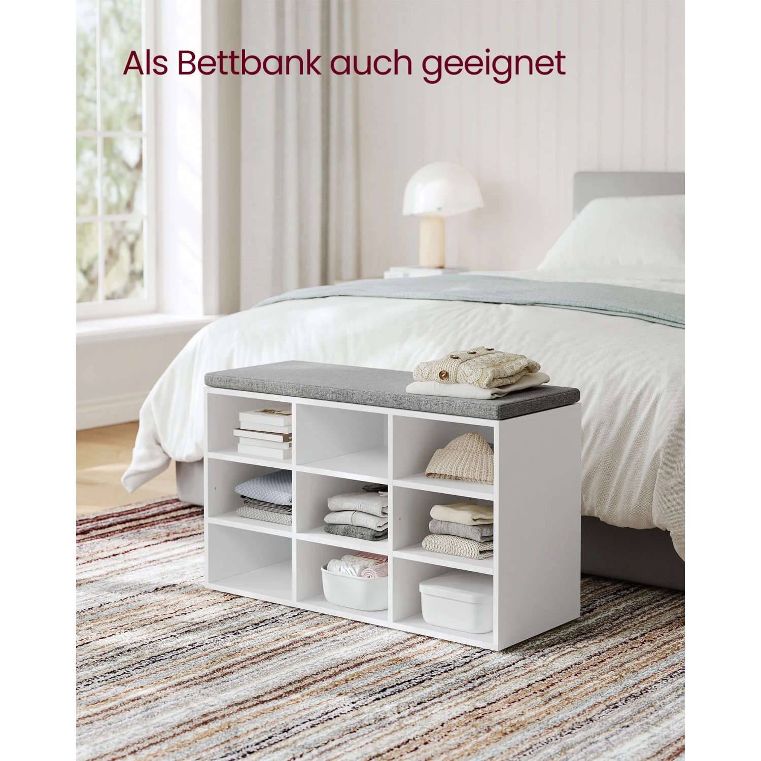 Vasagle Schuhbank mit Sitzfläche, weiß-grau, mit 9 Fächern als Bettbank im Schlafzimmer.