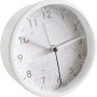 Weiße Wall-Art Tischuhr Modern mit Weckfunktion, Ø 11 cm. Kompakte Uhr für Tisch oder Regal.
