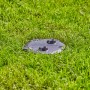 Gardena AquaPrecise solarbetriebenes Bewässerungssystem für Rasen im Gras. Regner für präzise Bewässerung.