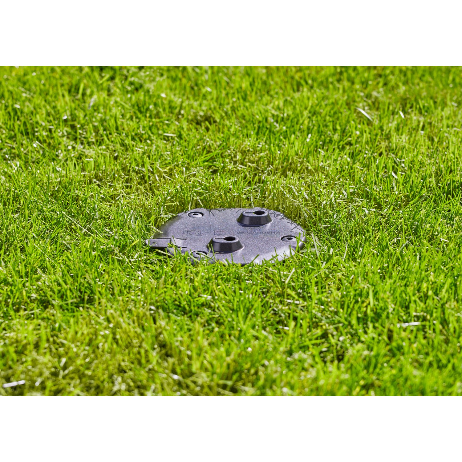 Gardena Bewässerungssystem AquaPrecise Solarbetrieben für Rasen kaufen