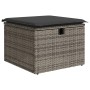 Grauer vidaXL Gartenmöbel-Hocker aus Polyrattan mit dunklem Kissen, Teil einer Sofagarnitur.