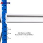 Detailaufnahme: PROREGAL Weitspannregal Maximus Pro, blaue Ständer mit 5 cm Raster für flexible Fachboden-Anpassung.