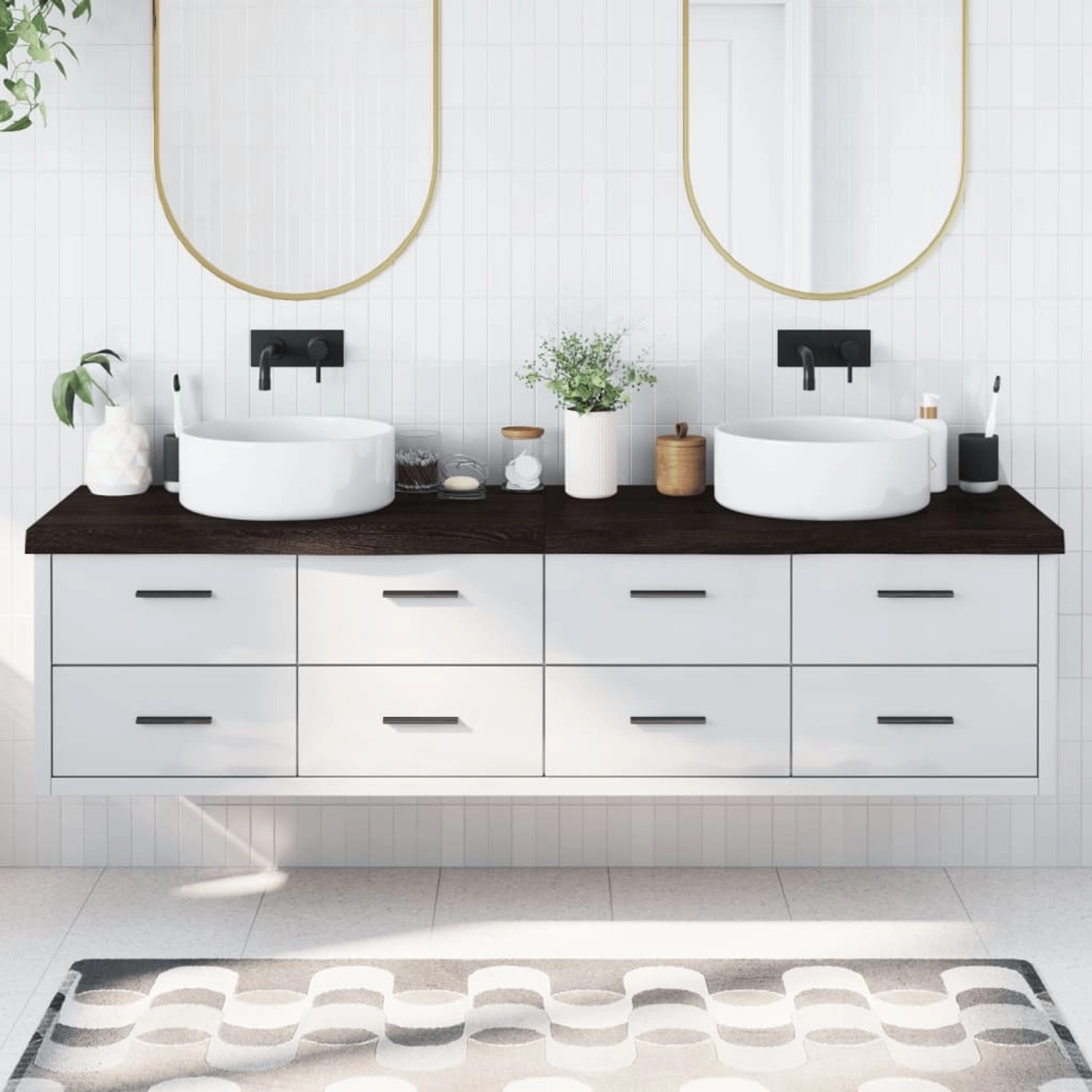 vidaXL Waschtischplatte in Dunkelgrau mit Massivholz und Naturkante auf weißem Unterschrank.