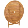 Zusammengeklappter Gartentisch aus Akazienholz mit Sonnenschirmloch, Teil der 5-tlg. Garten-Essgruppe.