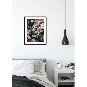Komar Wandbild Charming Wild, 40x50 cm, mit Rosenmotiv im Schlafzimmer.