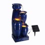 4-stufiger Teamson Home Gartenbrunnen mit Solar und LED in Marineblau.