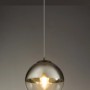 Moderne Globo Pendelleuchte Varus mit nickel-mattem Glasschirm.