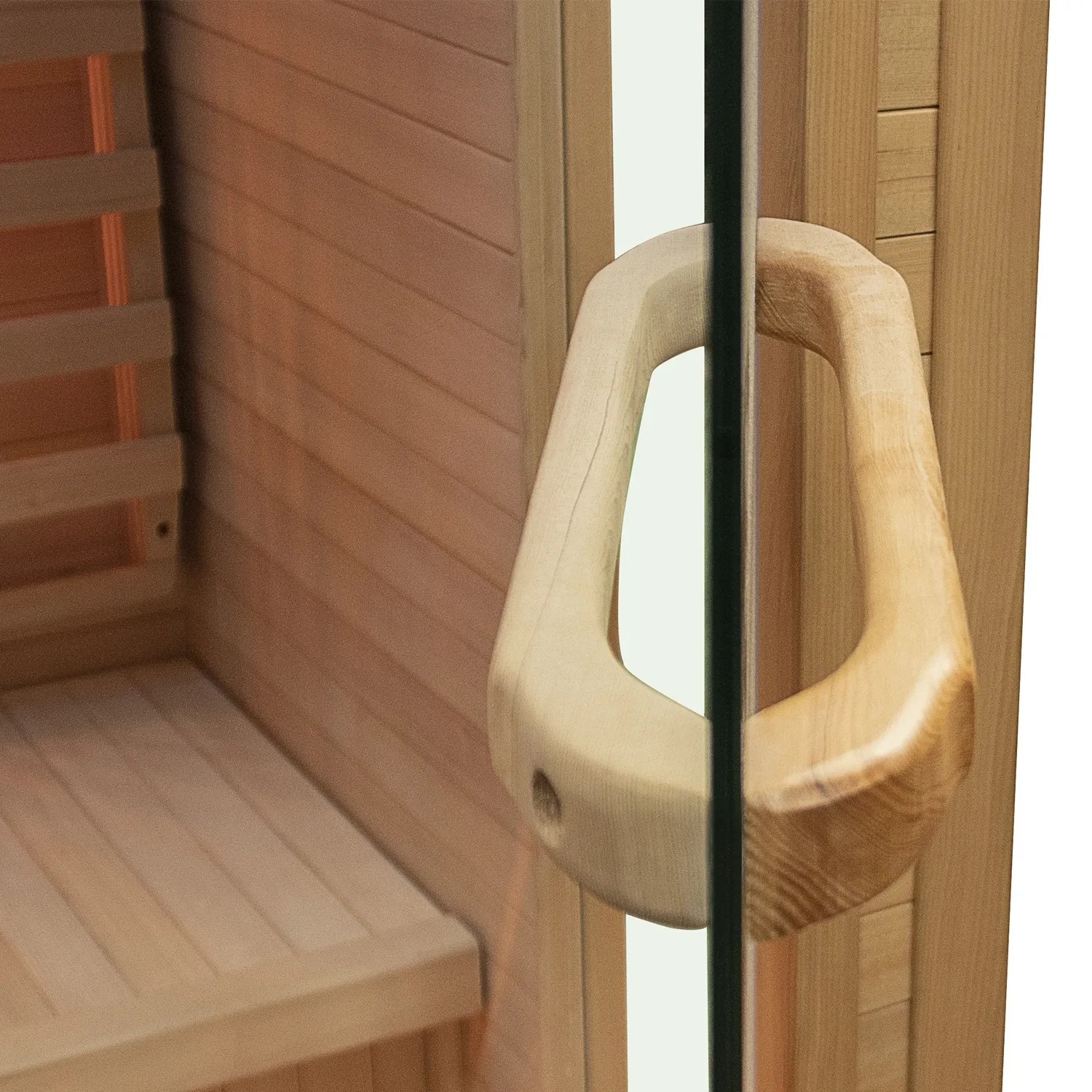 Detailaufnahme: Dewello Infrarotkabine Calgary mit Holzgriff und Hemlock Tannenholz Verkleidung.