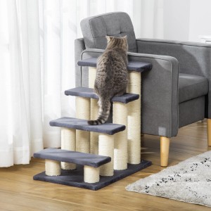 PawHut Tiertreppe mit 4 Stufen, grau, Katze sitzt darauf, vor grauem Sessel.
