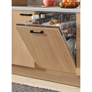 Offene Spülmaschine in Eiche Aviva Küchenzeile (250 cm).