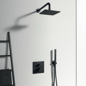 Ideal Standard Idealrain Kopfbrause mit Wandanschluss, 400 mm, in Schwarz matt.