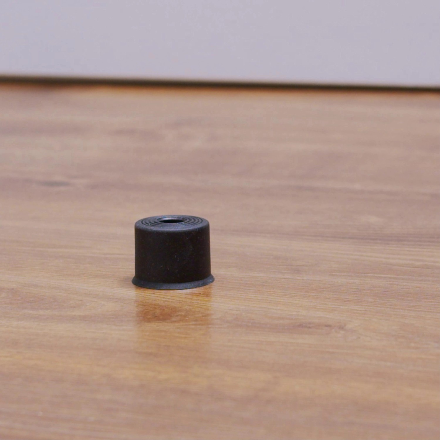 Wagner Vulkano Türstopper, Gummi, schwarz, Ø 35mm, für Boden oder Wand.