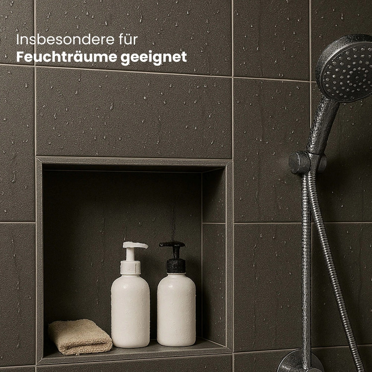 Dalsys Wandnische Dusche 30x60, geflieste Bad-Nische mit Shampoo und Duschkopf.