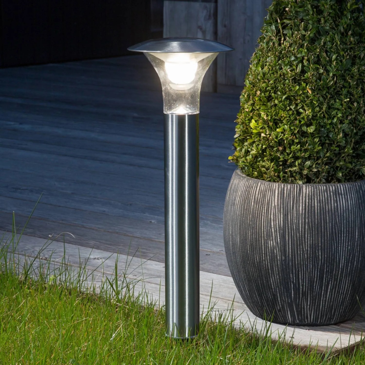 Lindby Jolin LED Solarleuchte aus Edelstahl, Alu, 66cm hoch, für Garten & Terrasse.