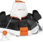 Flowclear Aquarover Poolroboter für die automatische Poolreinigung, schwarz-weiß.
