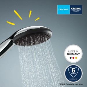 Grohe Vitalio Start 110 Handbrause in Chrom mit Wasserstrahl im Detail.