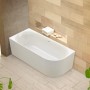 Weiße Ottofond Eckbadewanne Mince Corner XS (155x80 cm) im modernen Badezimmer.