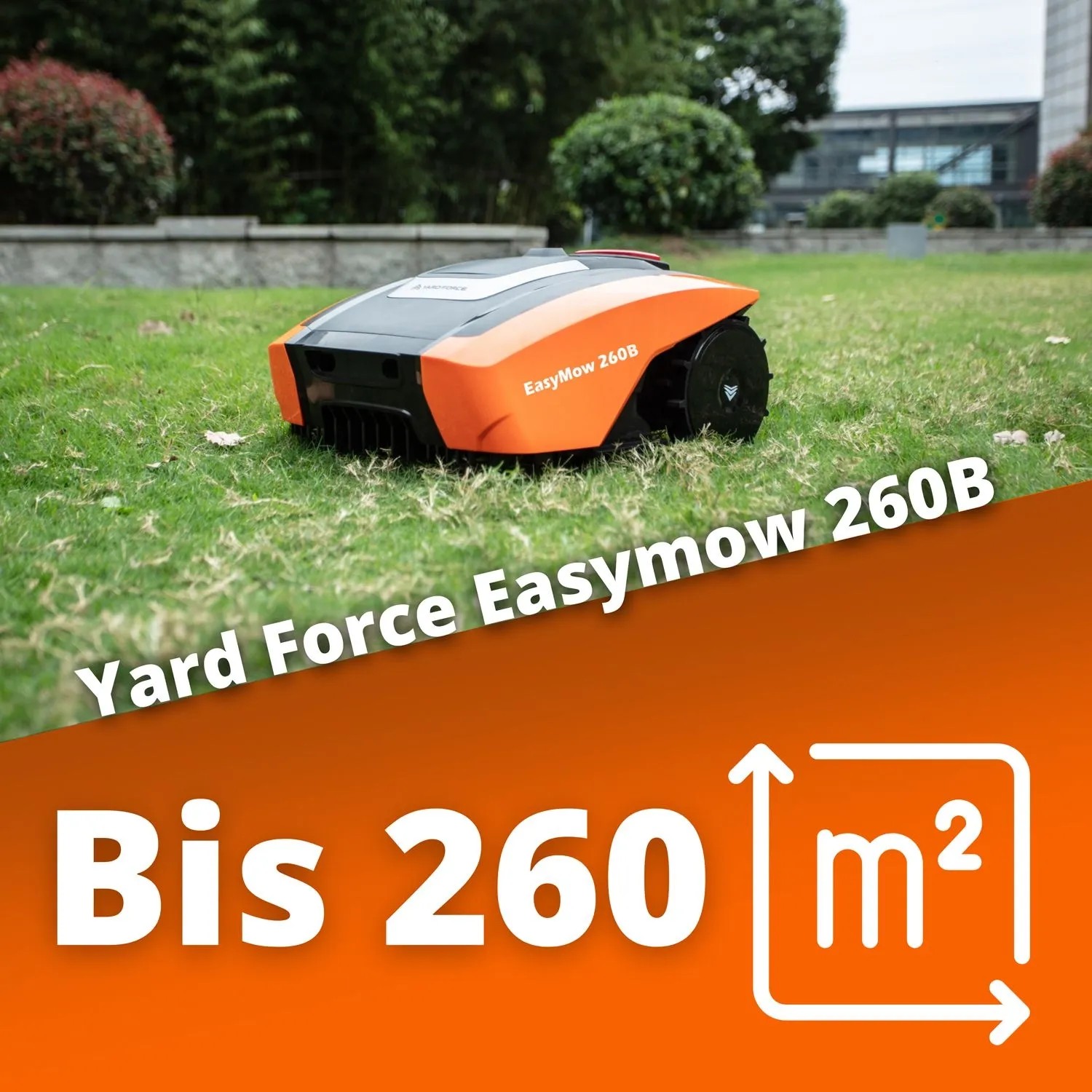 Yard Force EasyMow 260B Mähroboter in Orange-Schwarz auf grünem Rasen im Garten. Für automatische Rasenpflege bis 260 m².