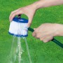 Reinigung einer Bestway Filterkartusche Größe VI für Lay-Z-Spa Whirlpool mit einem Gartenschlauch.