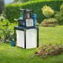 LUX Elektro-Leisewalzenhäcksler E-LH-2800/45B mit Auffangbox und Stahlrohrgestell im Garten.