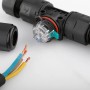 Wasserdichter Stecker IP68 für Kabel 3 x 1,0-2,5 mm², geeignet für Außeninstallationen.