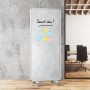 Mobile, transparente KARAT Trennwand 90x180 cm mit Notizen und beschreibbarer Oberfläche.