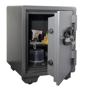 Offener, grauer KARAT Tresor Cullinan mit Tastenfeld, LCD-Display und Bodenmatte. Inhalt sichtbar.