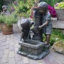 Gartenbrunnen-Set Atlanta mit Kinderfiguren und Pumpe, rustikale Dekoration für Garten und Terrasse.