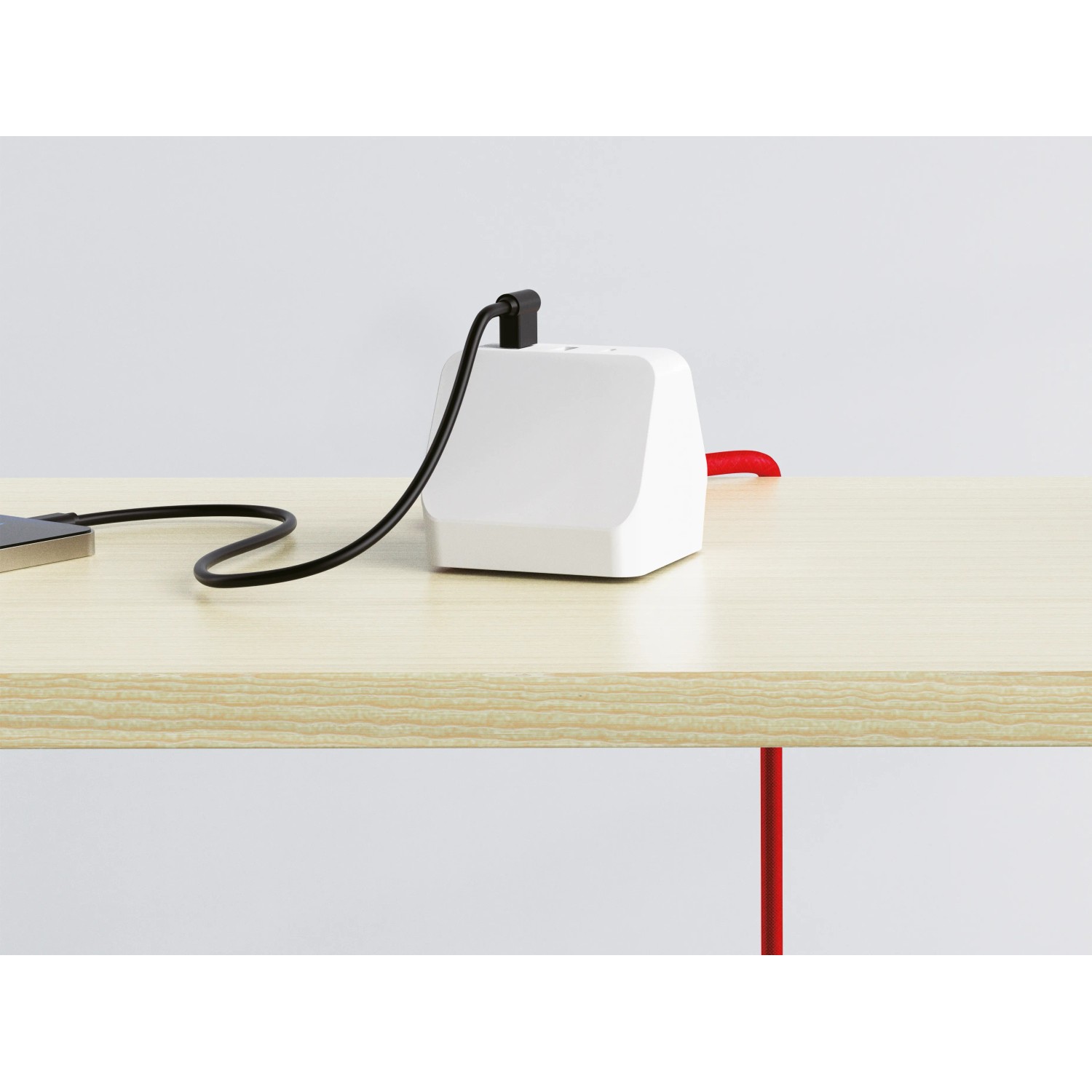 Weiße 4-fach Steckdosenleiste mit USB-A und USB-C Anschlüssen, 1,4 m Kabel für den Innenbereich.
