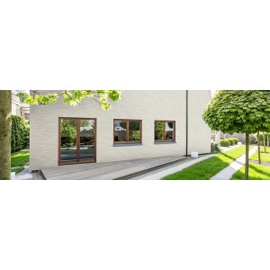 Hausfassade mit weißen Elabrick Verblendern Dover, 240x52 mm.