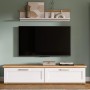 Weißes Wandboard Mirano im Landhausstil, Lärche-Optik mit Eiche-Akzenten, 110 cm, über TV montiert.