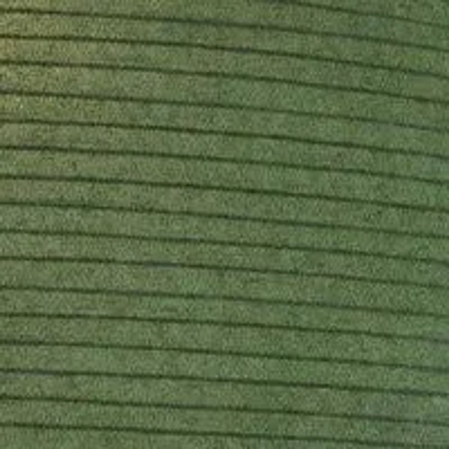 Detailaufnahme der grünen PR Home Yuni Pendelleuchte aus Reispapier mit feinen Linien.