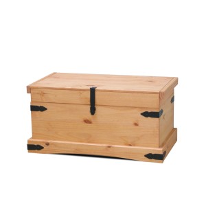 ebuy24 New Mexico Truhe, gelaugt/Wachs, aus Kiefernholz mit Beschlägen.