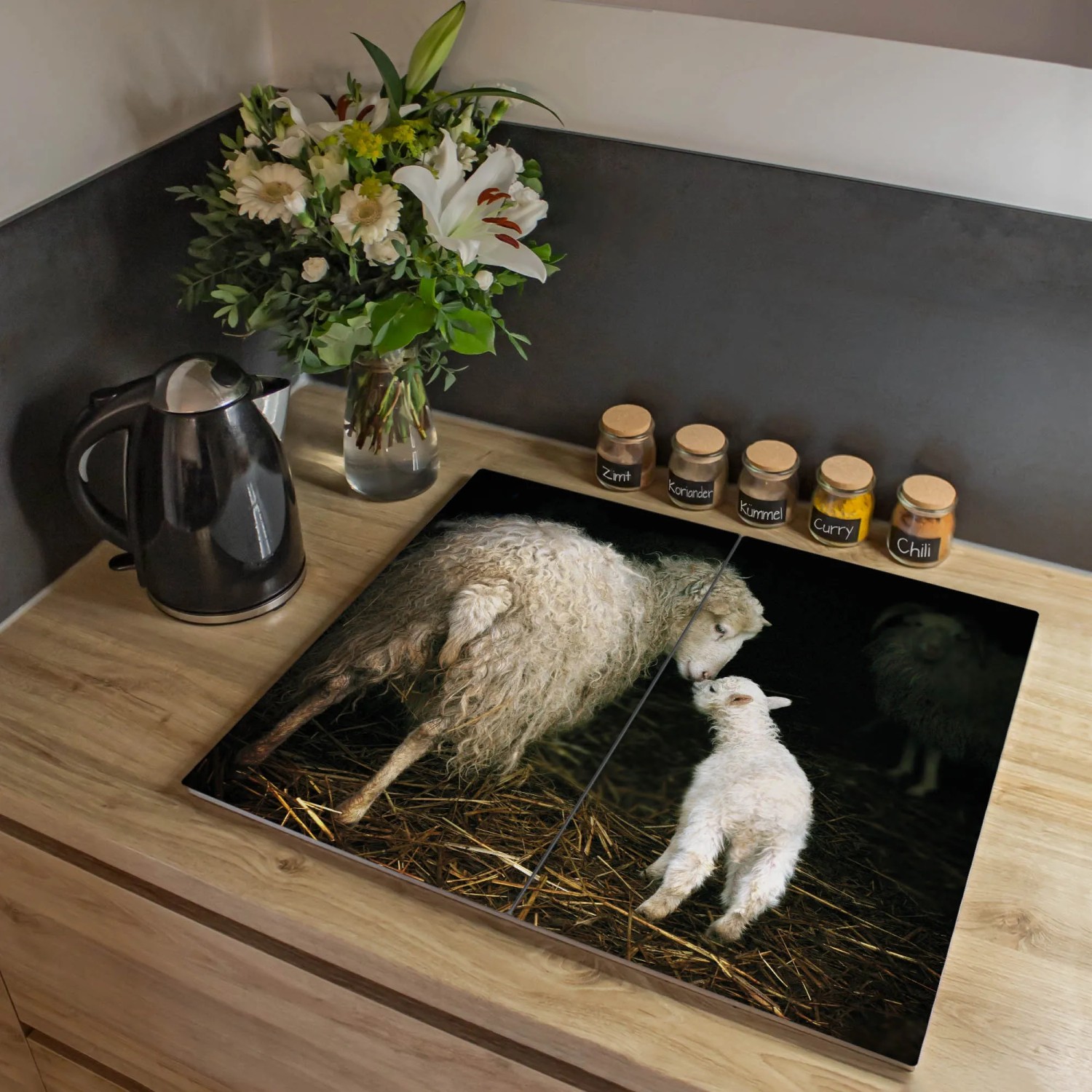 Banjado 2-teilige Herdabdeckplatte aus Glas mit Schaf- und Lamm-Motiv, je 30x52 cm.