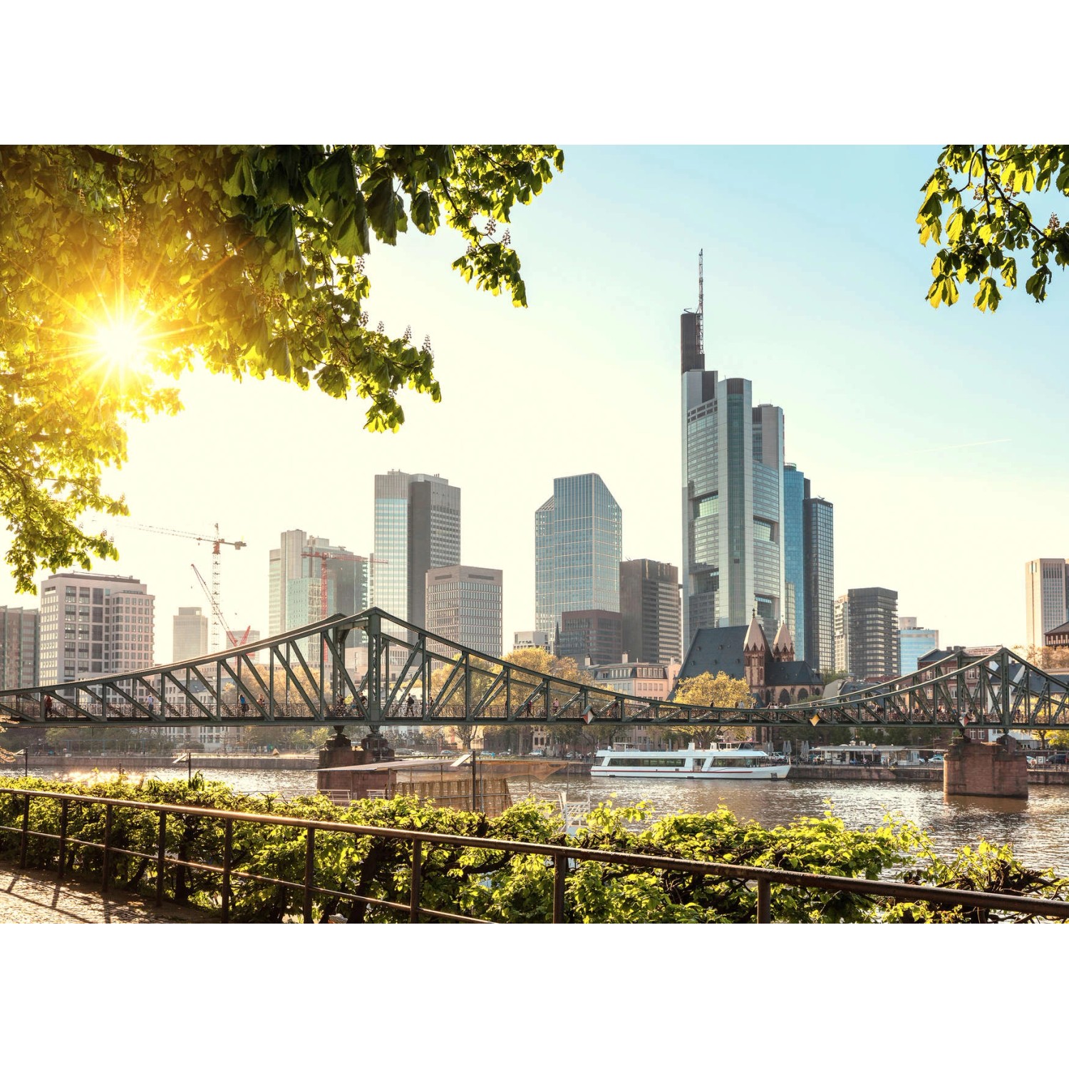 Fototapete Frankfurt Skyline Brücke Blau Braun Graun 3,50 m x 2,55 m FSC®