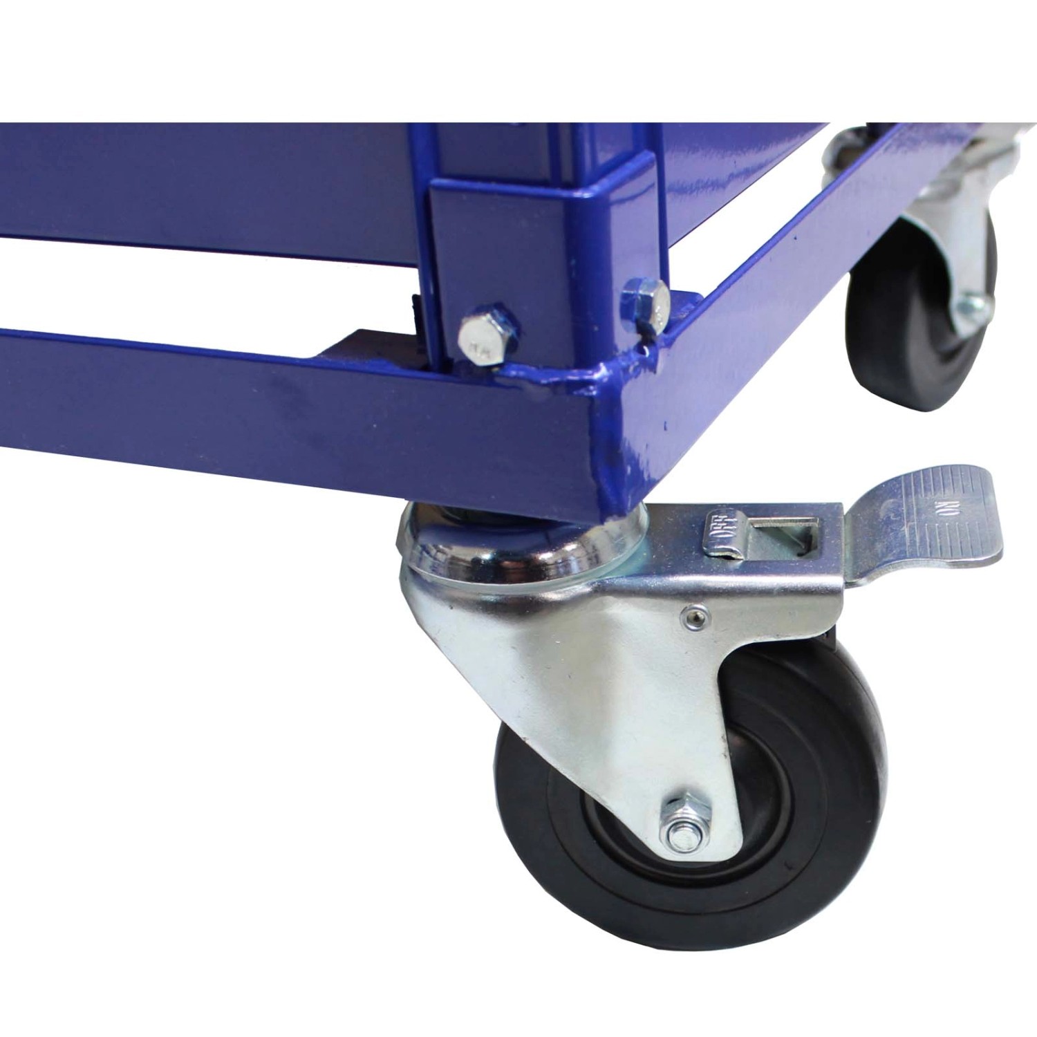 Detailaufnahme: Blaue TRUTZHOLM Etagenwagen Rolle mit Feststellbremse. Bürocontainer Zubehör.