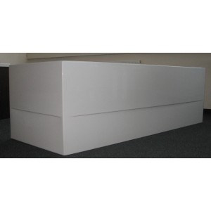 Weiße Acrylschürze Galia II (rechte Ausführung) zur Verkleidung einer Badewanne.