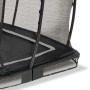 Detailaufnahme: Schwarzes EXIT Allure Premium Bodentrampolin mit Sicherheitsnetz.