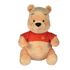 Disney Winnie Puuh Plüschfigur, 25 cm, klassische Ausführung mit rotem Shirt und Bienen-Stickerei.