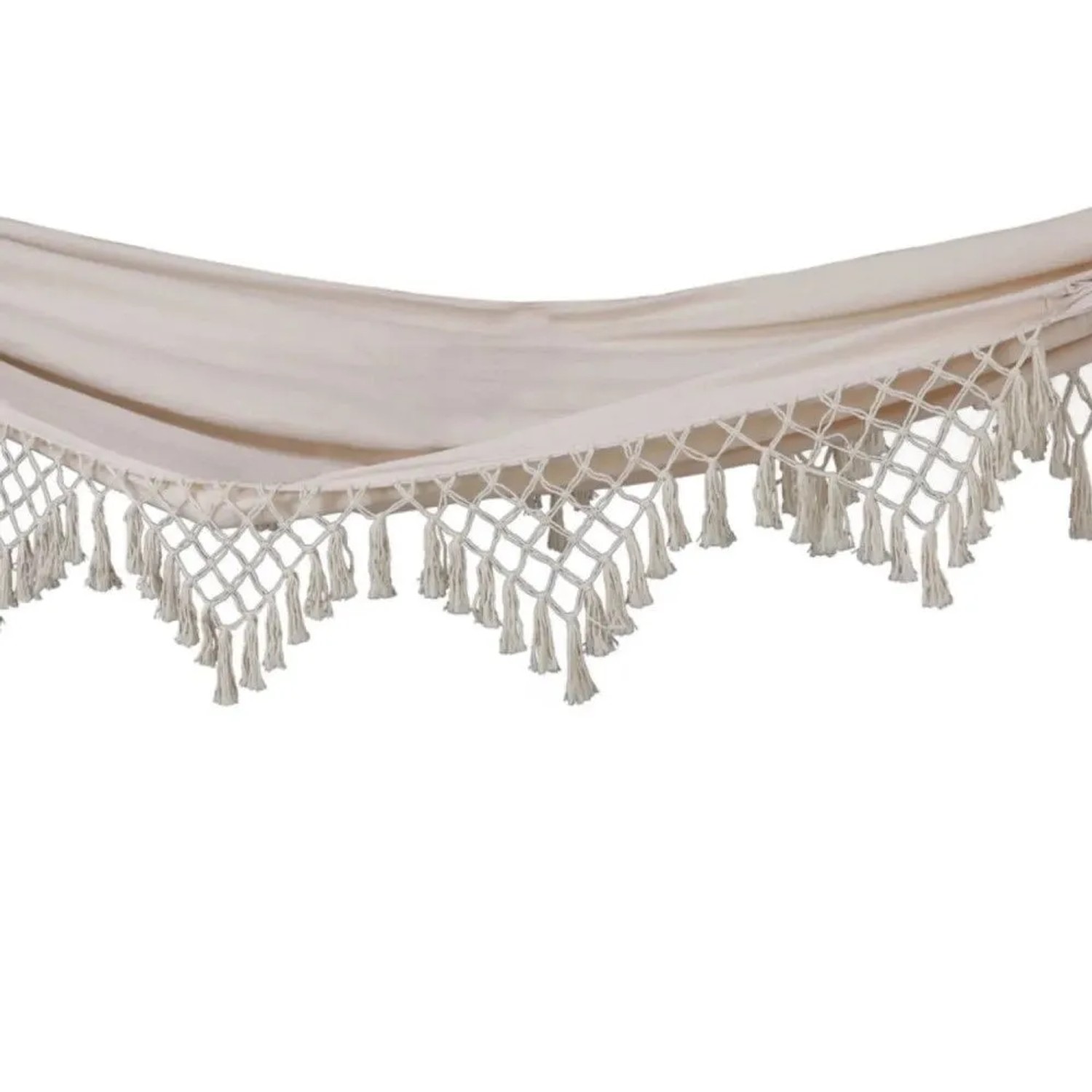 Beige Svita Luxushängematte mit dekorativem Boho Macramé Schmucksaum und Fransen. Komfortable Baumwoll-Sonnenliege.