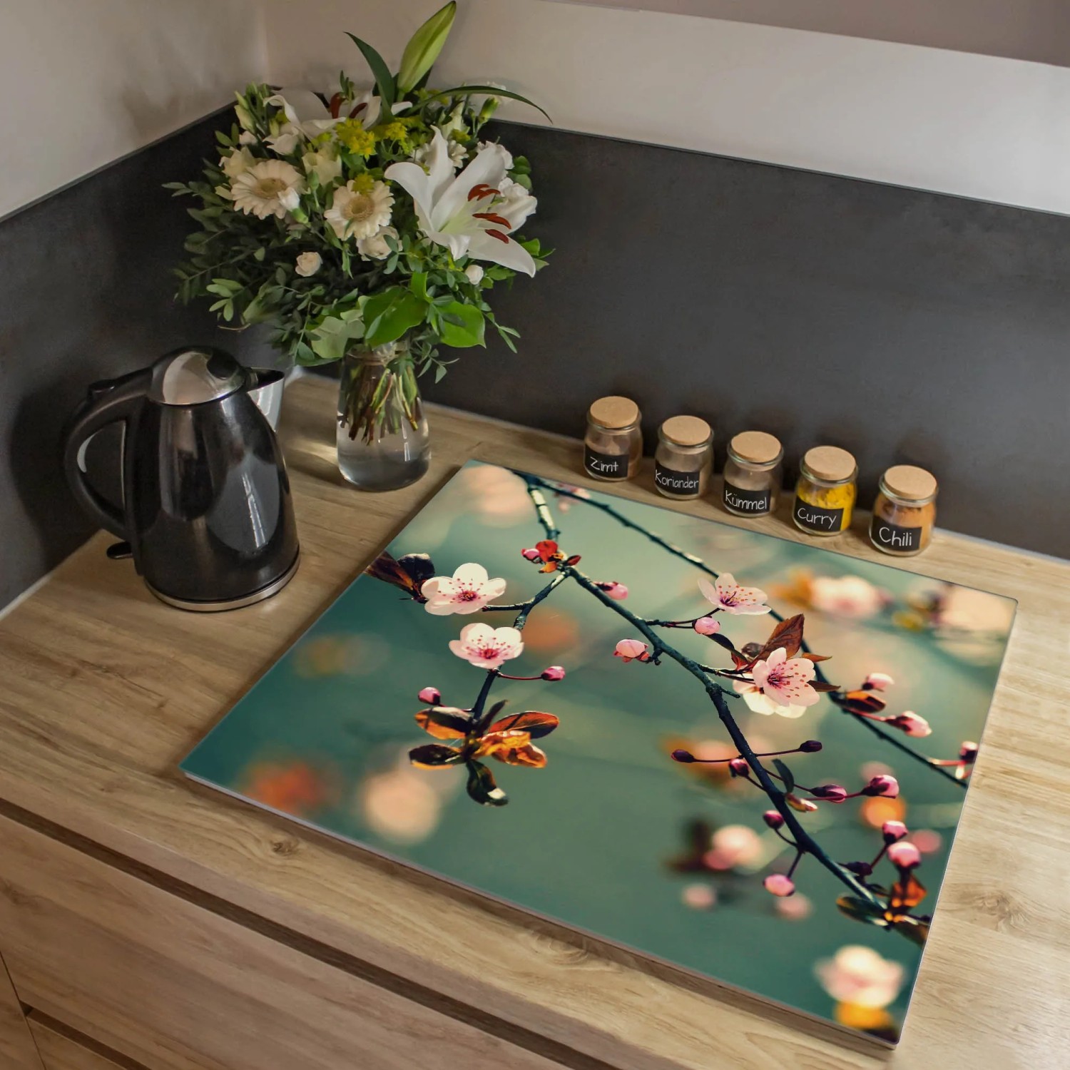 Banjado Glas Herdabdeckplatte mit Japankirsche Motiv, 60x52cm, als Schneidebrett nutzbar.