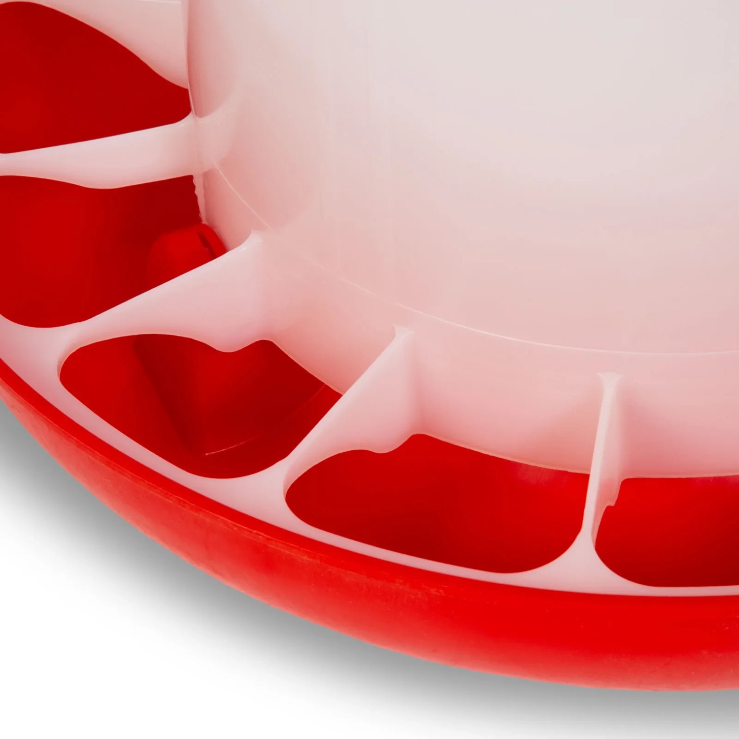 Detailaufnahme des roten und weißen EBERTH Geflügel Futterautomaten (3 kg) für Hühnerfutter.