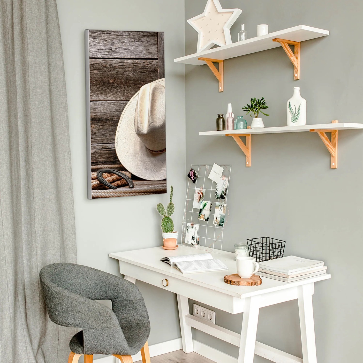 Banjado Magnettafel Linedance Set, 37x78cm, silberne Magnetwand mit Cowboyhut und Hufeisen als Motiv.