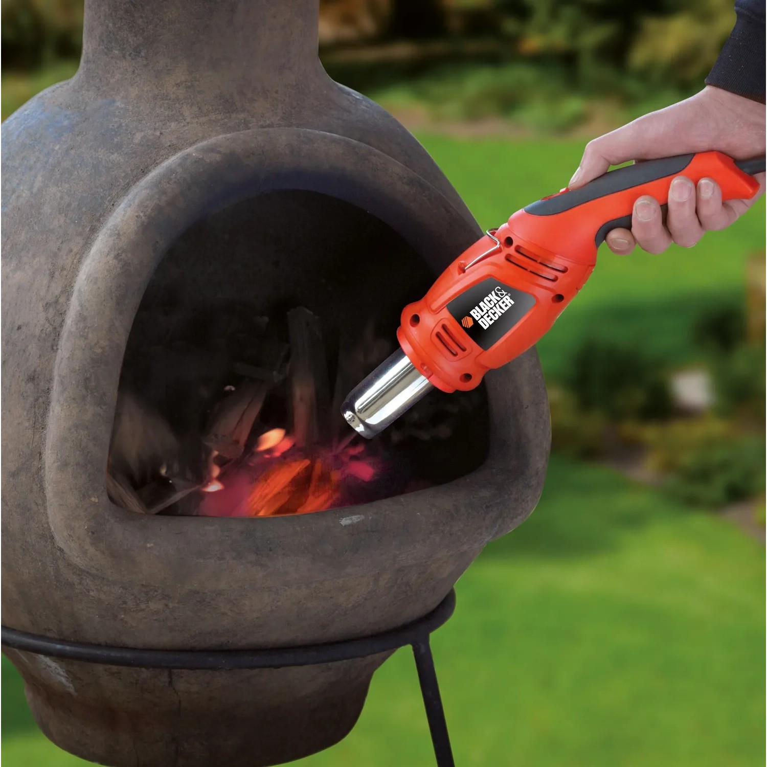 Black+Decker Heißluftgerät KX1693 zum Anzünden eines Grills/Ofens. 1800 W.